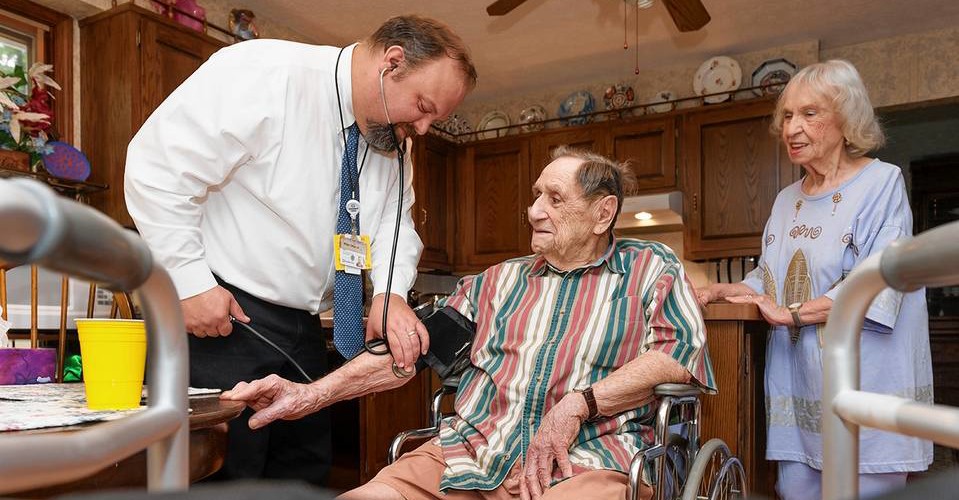 How House Calls Can Cut Medical Costs